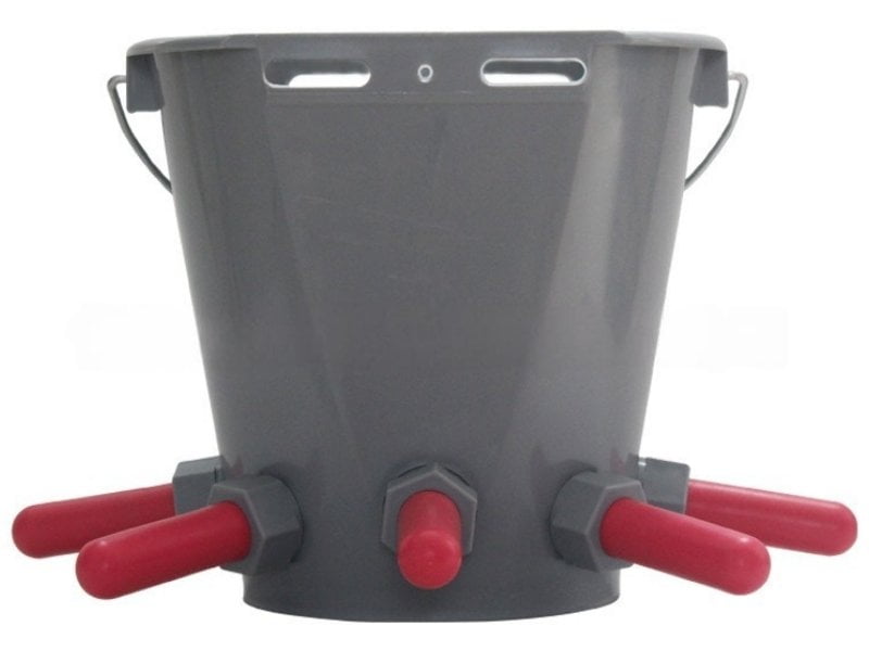 Group Feeding Buckets