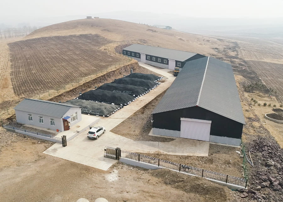Dairy farm with biogas energy system